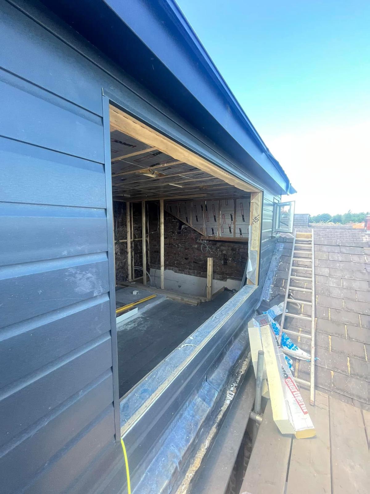 Anthracite-clad dormer conversion